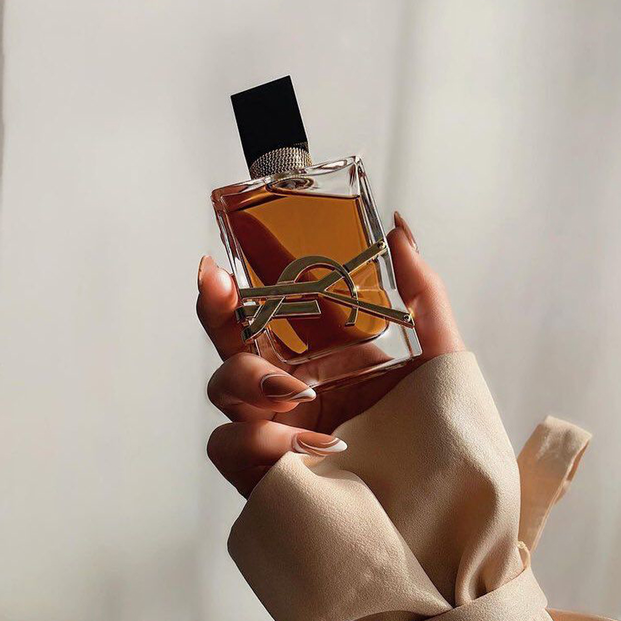 عطر زجاجي لطيف 30مل صغير